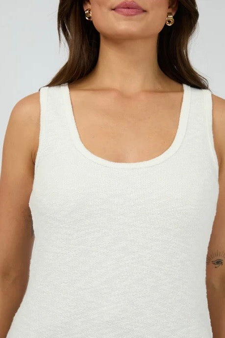 Leonie Tank – White