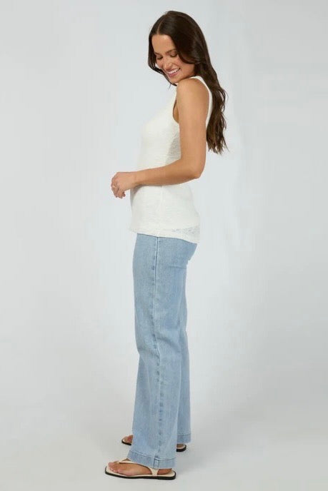 Leonie Tank – White