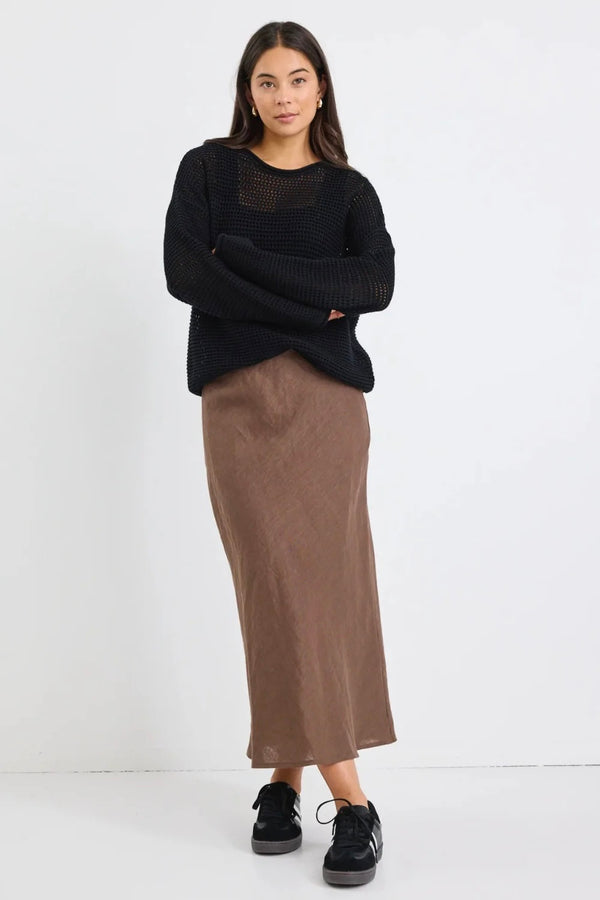 Effortless elegance in chocolate tones – the Bliss Linen Bias Midi Skirt by Re:Union Label.
